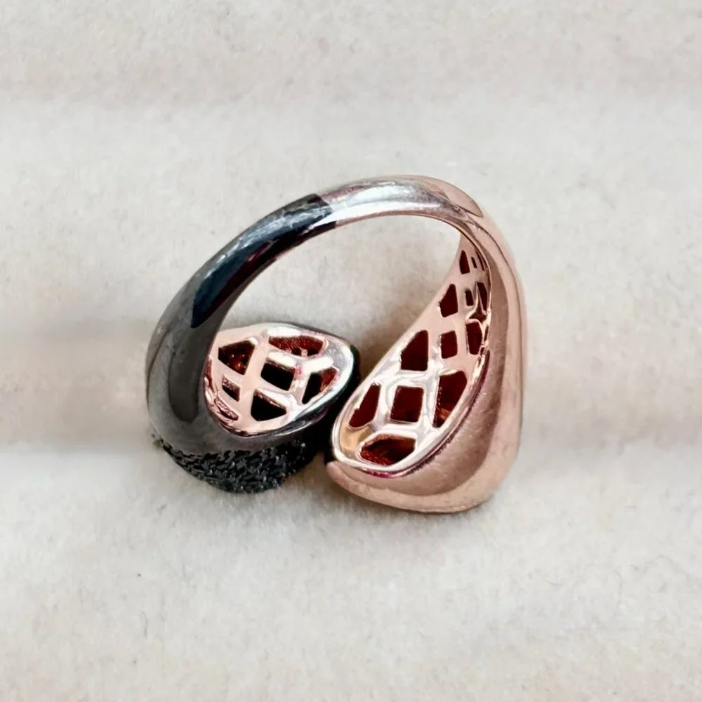 Swarovski Pave Crystals in 2-Tone Ring Rose & Black Sterling Silver Size 7 Italy